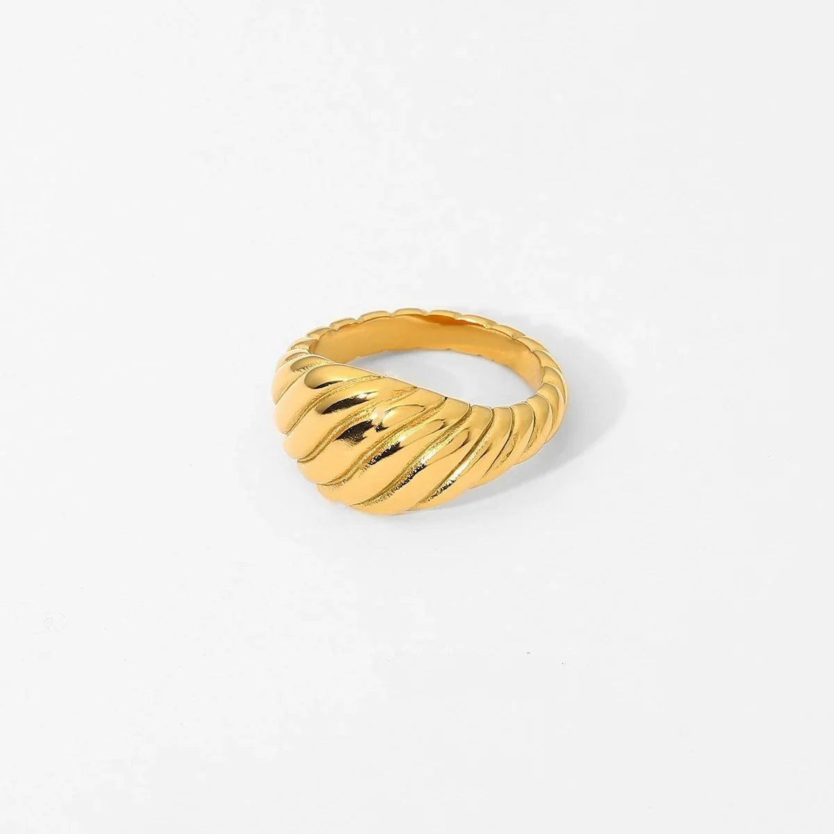 CROISSANT RING